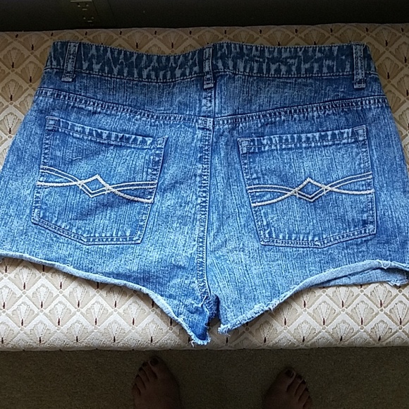 High waisted shorts - Picture 2 of 2